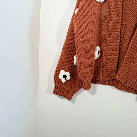 Anthropologie Maeve Susannah 3D Floral Chunky Knit Sweater Cardigan One Size - Picture 4 of 14